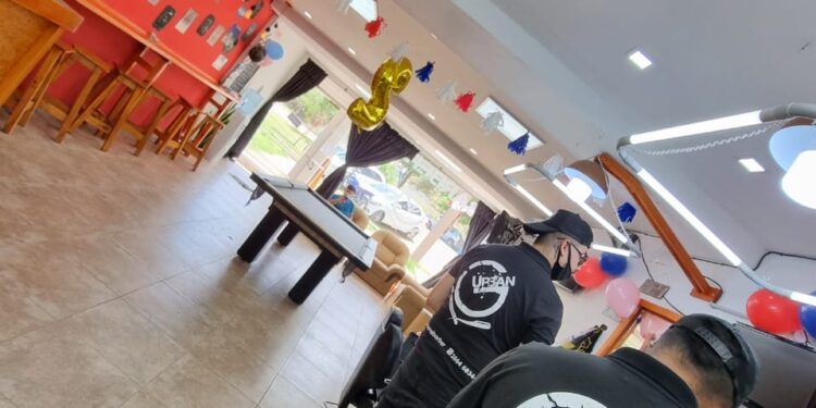 URBAN G Barbería, dos años marcando estilo en Juana Koslay