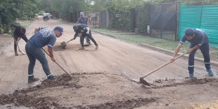 El municipio realiza tareas de limpieza en calles luego de la lluvia
