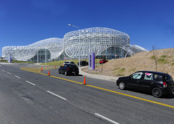 Comenzó a funcionar el centro de hisopados móvil en el Hospital Central “Dr. Ramón Carrillo”