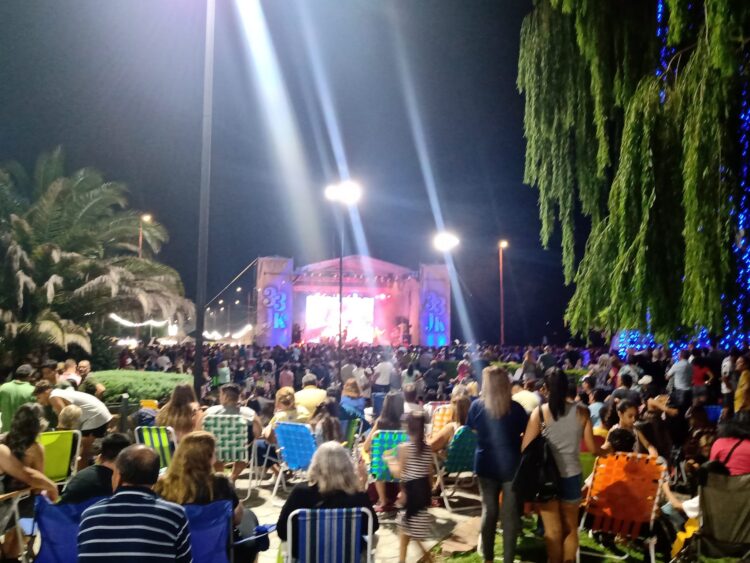 Miles de vecinos disfrutaron de los festejos de nuestra ciudad