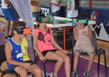 Niños de todas las edades disfrutaron de la “ULP con Vos” en el Ave Fénix