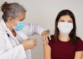 Coronavirus: este viernes comienza en la provincia la aplicación de refuerzos para adolescentes entre 12 y 17 años