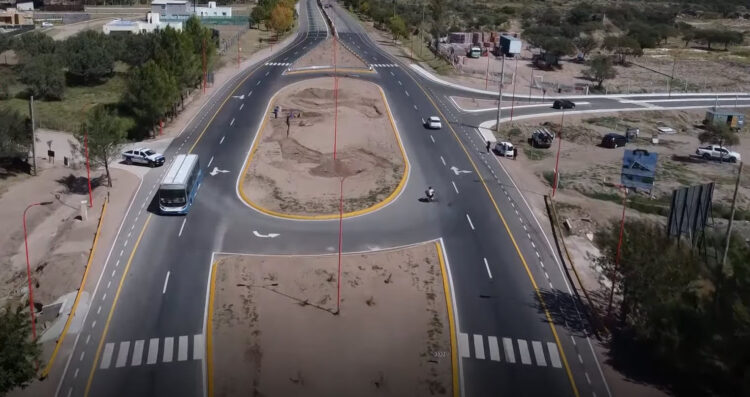 Los vecinos del barrio 274 viviendas ya circulan con mayor seguridad