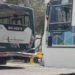Choque entre dos colectivos en Aguada de Pueyrredón. Hubieron agresiones y golpes (video)