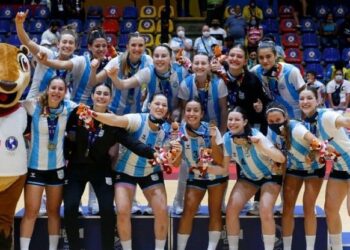 “La Garrita” concentró en el “Ave Fénix” con vistas al sueño mundialista del handball argentino