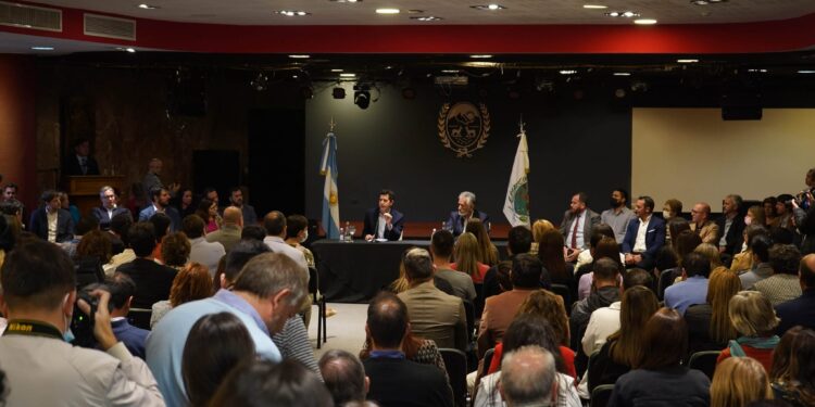 Rodríguez Saá y De Pedro firmaron dos convenios que potenciarán la eficiencia fiscal y optimizarán los recursos de la provincia