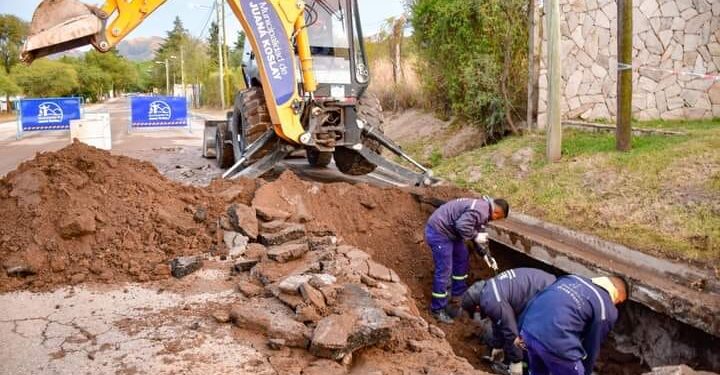 CORTE DE AGUA POR ROTURA DE CAÑO