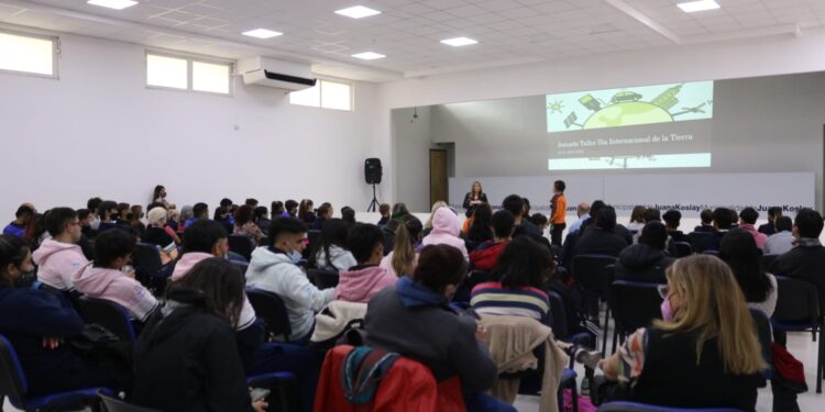Se realizó una Jornada Taller por el “Día Internacional de la Tierra”