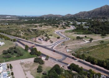 Habilitaron la rotonda y la calle de interconexión entre el barrio 274 Viviendas y la avenida del Viento Chorrillero
