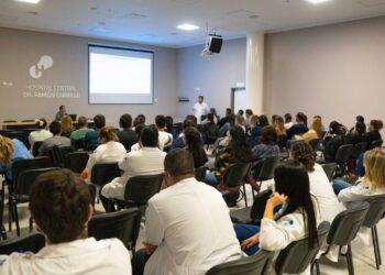 Hospital “Dr. Ramón Carrillo”: capacitan a profesionales en el uso racional de los métodos de diagnóstico por imágenes