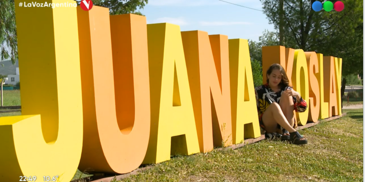 COMENZÓ “LA VOZ” Y UNA KOSLAYENSE CAUTIVÓ A LOS JURADOS.