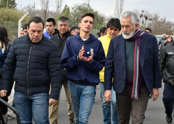 LOS ESTUDIANTES VALORARON EL HOMENAJE A LOS HÉROES DE LA GUERRA