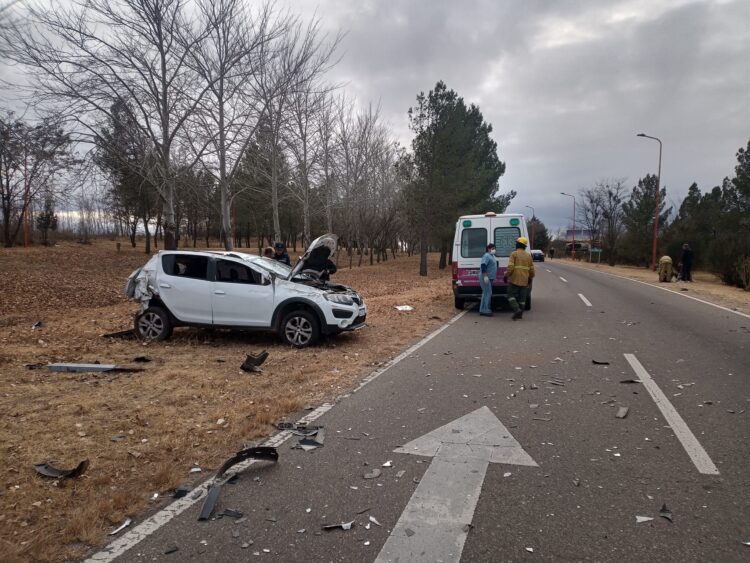 Accidente vehicular en ruta 9 intersección con Autopista Los Puquios
