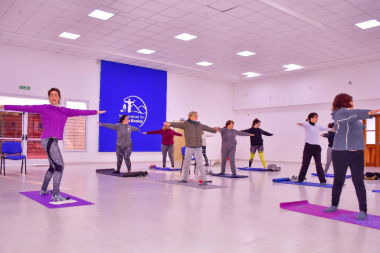 CONTINÚAN LOS TALLERES Y ACTIVIDADES PARA TODA LA COMUNIDAD