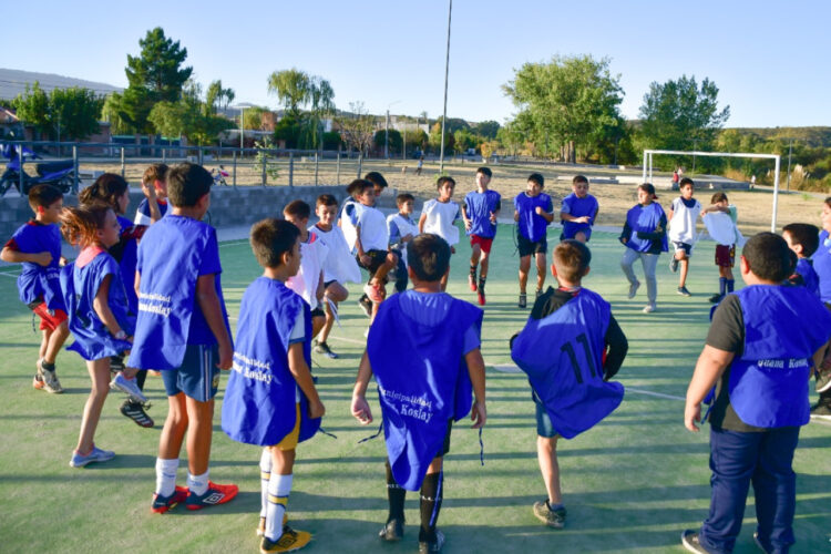 CONTINÚAN LOS TALLERES Y ACTIVIDADES PARA TODA LA COMUNIDAD