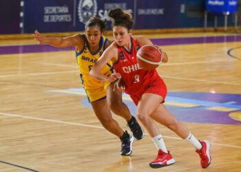 El color y la alegría del Sudamericano de Básquet hacen vibrar al ‘Ave Fénix’