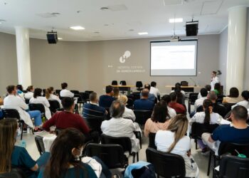 Capacitan a profesionales del Hospital Central “Dr. Ramón Carrillo” en urgencias neurológicas