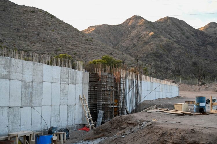 San Luis: más de 4000 km de acueductos, la misma distancia de Jujuy a Santa Cruz.-