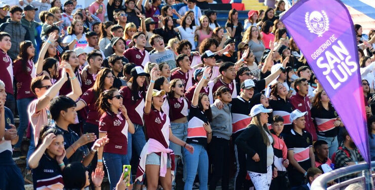 “Altas promos en juego”: cerca de 500 jóvenes vivieron una jornada recreativa en Juana Koslay