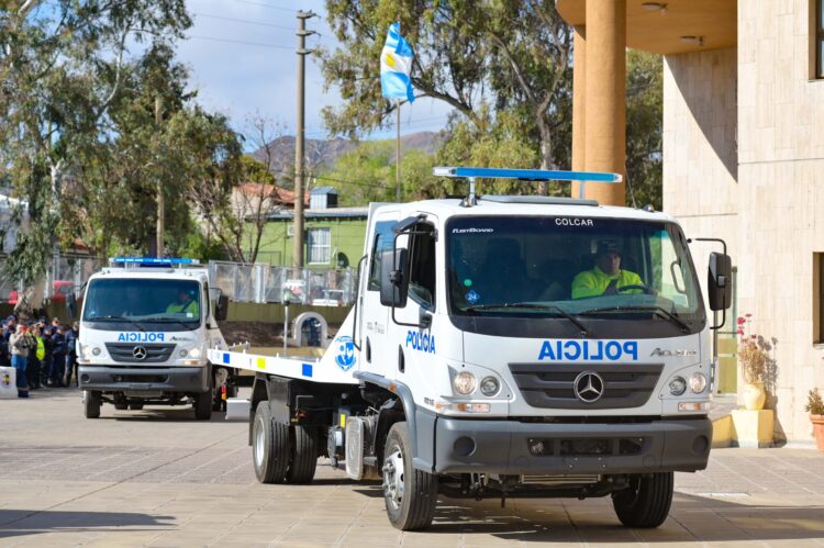 En poco más de un año, la Policía Provincial sumó 560 nuevos vehículos para la lucha contra el delito