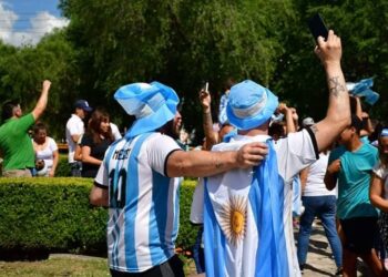 Juana Koslay, La Punta, San Luis…. se vistieron de celeste y blanco