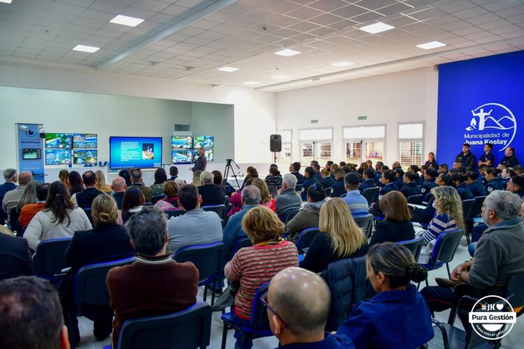 Se realizó en el Centro Cultural el primer Foro de Seguridad Ciudadana.