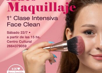 Clase intensiva de auto maquillaje en el Centro Cultural