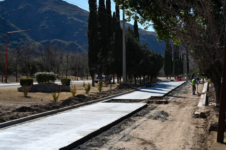 Transitabilidad y jerarquización: el Gobierno provincial trabaja para mejorar los accesos a Juana Koslay