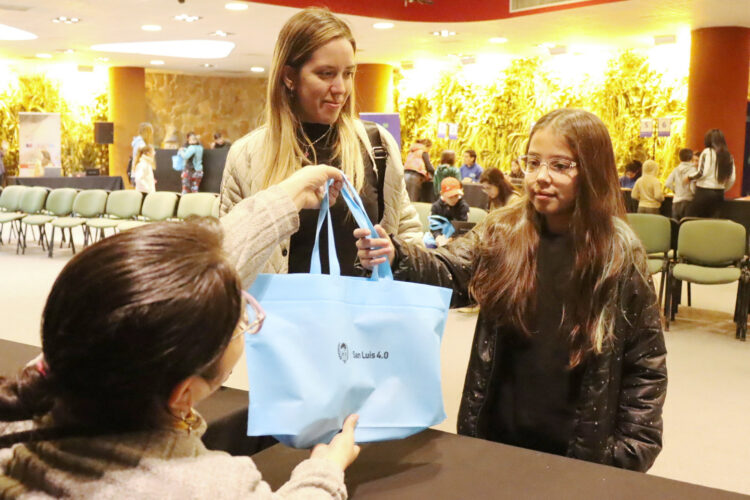 Ya son 50 mil los dispositivos entregados en toda la provincia