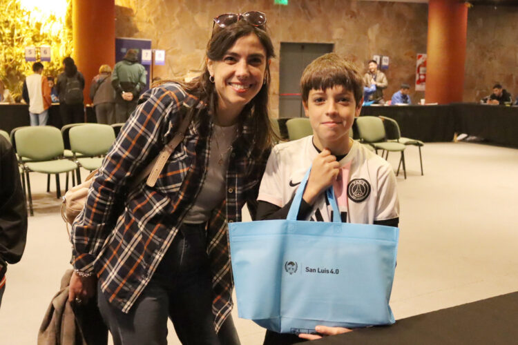 Ya son 50 mil los dispositivos entregados en toda la provincia