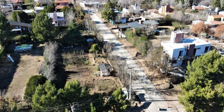 Avanzan las obras de pavimento en Potrero de los Funes