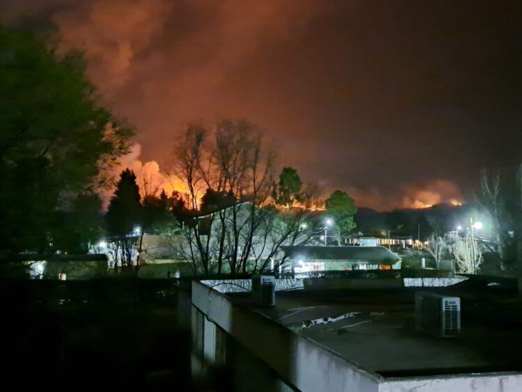 El incendio que afecta Potrero de los Funes