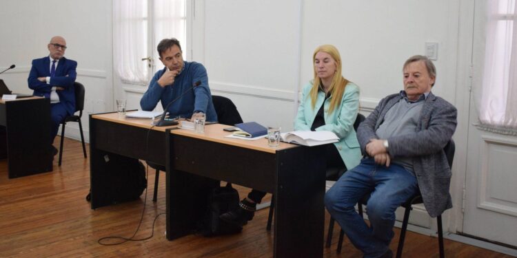 En un plazo máximo de 10 días se resolverá el desalojo del acampe del Vulpiani