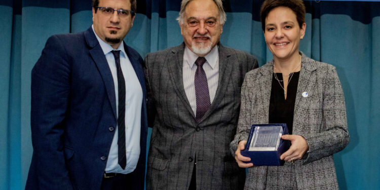 El Hospital Central “Dr. Ramón Carrillo” recibió una importante distinción de ISALUD