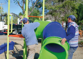 Continúa la puesta en valor de plazas de la ciudad