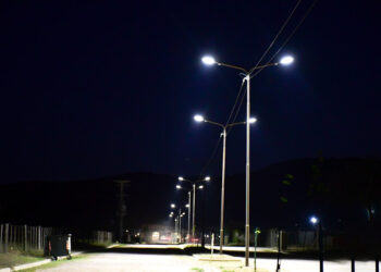 Continúa la conversión de la luminaria pública a tecnología led.