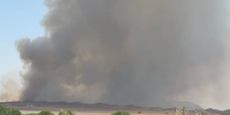 Continúa el combate del fuego en Donovan y al sur de la ruta 34