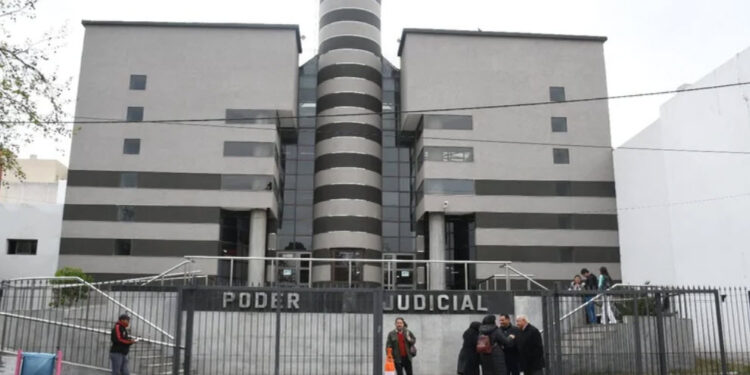 La obra púbica del Gobierno se paraliza por una acción judicial solicitada por Claudio Poggi