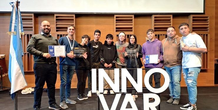 La Escuela Técnica Nº 37 “Ing. Germán Avé Lallemant” de Juana Koslay , una de las dos escuelas que recibieron distinción nacional INNOVAR