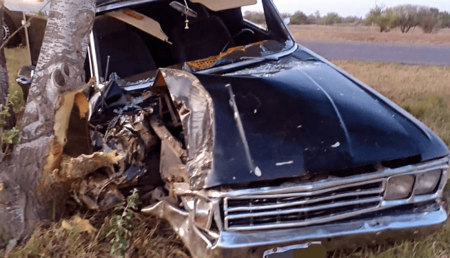 Tres jóvenes resultaron heridos tras chocar contra un árbol en la autopista de las Serranías Puntanas