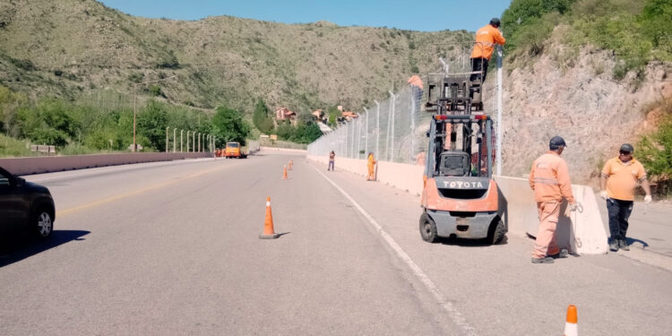 Potrero de los Funes recupera su imagen natural con la remoción del enrejado que rodea al perilago