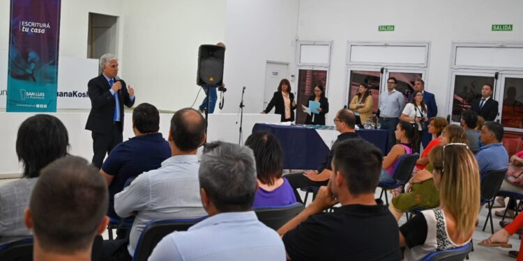 ‘Escriturá tu Casa’ llegó a Juana Koslay