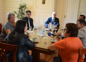 Autoridades Judiciales dialogaron con vecinos de Juana Koslay por temas de inseguridad