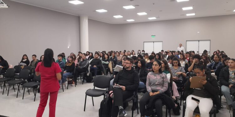 El Hospital ‘Ramón Carrillo’ capacitó a estudiantes de la Universidad Católica de Cuyo