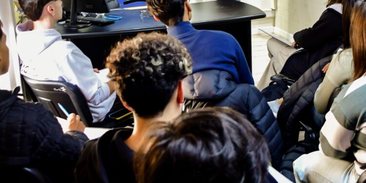 Jornada de planeamiento estratégico de sistemas de información en conjunto con alumnos de Ingeniería en Informática