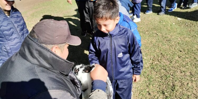 Visita del jardín ‘Burbujita’ a la Granja Productiva Escolar