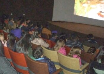 El cine de la EDIRO tuvo un fin de semana con sala llena y doble función