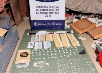 Juana Koslay: la Policía anuló dos kioscos de drogas, incautó sustancias valuadas en más de 3 millones de pesos y detuvo a tres hombres