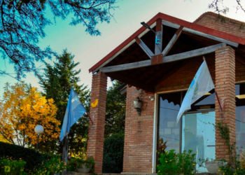 Empleados municipales de Juana Koslay reciben una suma fija de 50.000 pesos