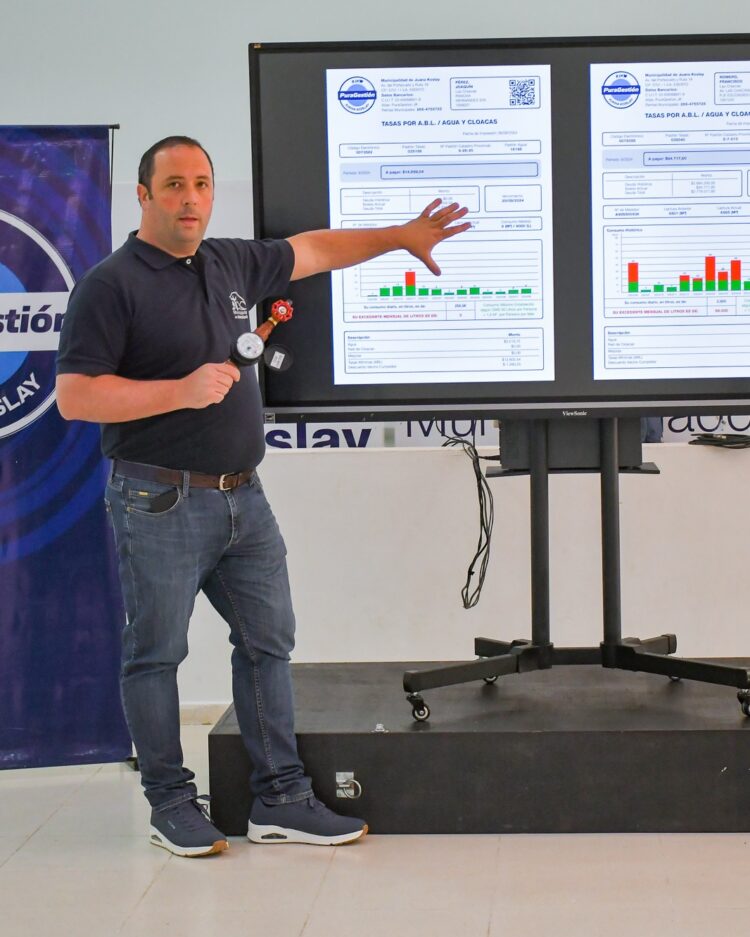 Presentan un nuevo diseño en las boletas de consumo que permite ver el histórico de cada usuario